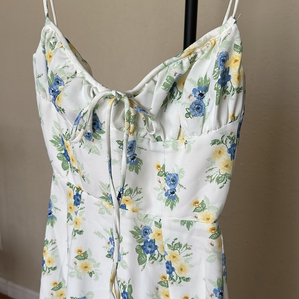 HOUSE OF CB 'Carina' White Floral Bustier Midi Dress NWOT Size XS - Picture 6 of 12